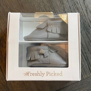 Freshly Picked Premium Leather Gray Moccasins